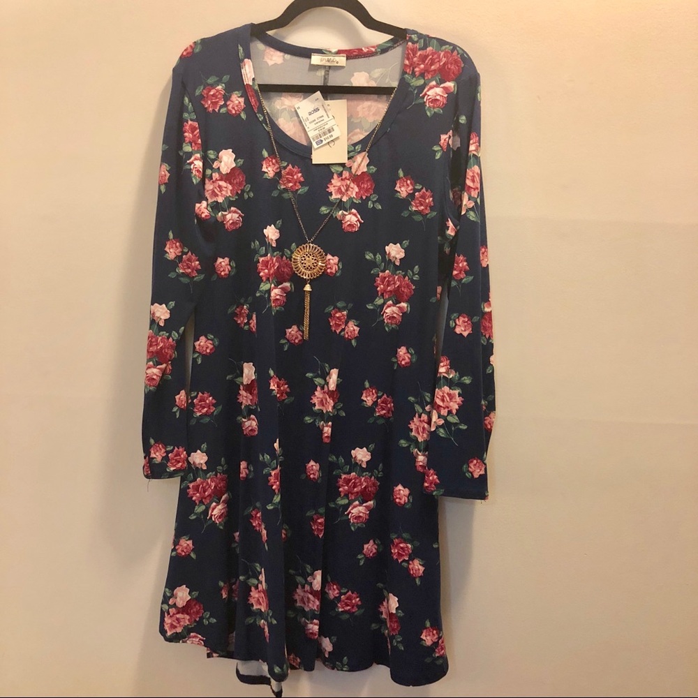 Navy Blue Floral Long Sleeved Swing Dress Sz 1X